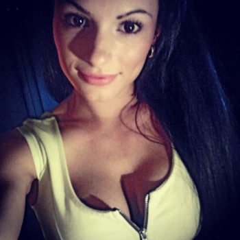 Virginy - Niel - Anvers | Stripteaseuse